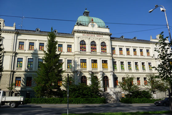Bezru�ov� �kola